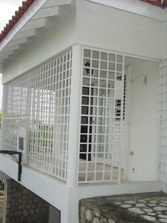 Hill Top Kingston Jamaica 部屋 写真