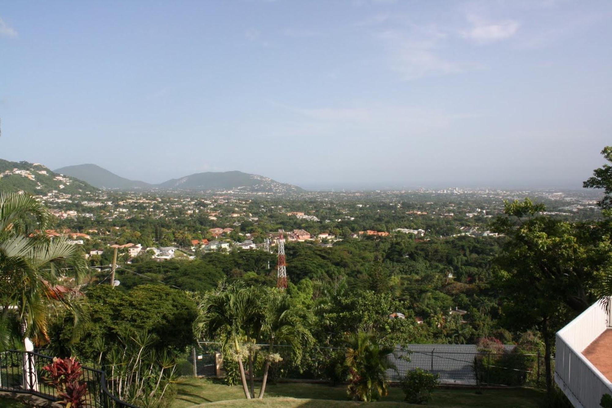 Hill Top Kingston Jamaica エクステリア 写真